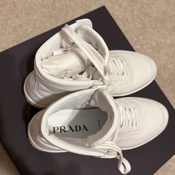 Prada Hi Top Leather Logo Sneakers - Picture 4 of 6
